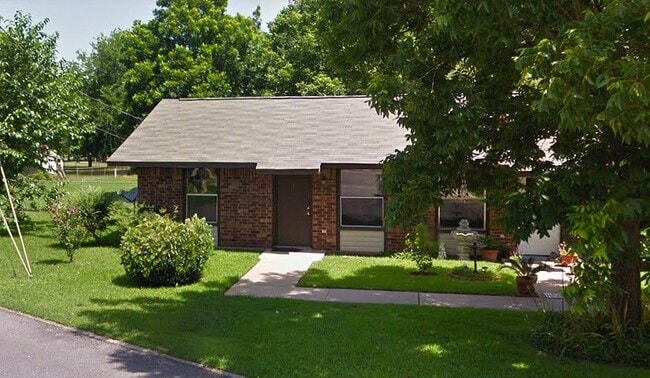 property at 1020 Laura McLean Ln