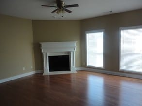 1152 Thomas Daniel Way in Lawrenceville, GA - Foto de edificio - Building Photo