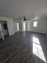 503 N Orange St in Timmonsville, SC - Building Photo - Building Photo