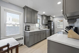 57-59-59 Larchwood Rd in Methuen, MA - Building Photo - Building Photo