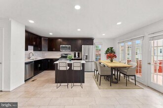 16812 Winston Ln in Woodbridge, VA - Building Photo - Building Photo