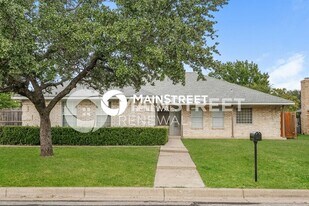 1212 Beechwood Ln in Burleson, TX - Building Photo