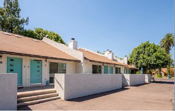 Medlock & Central Townhomes in Phoenix, AZ - Building Photo - Building Photo