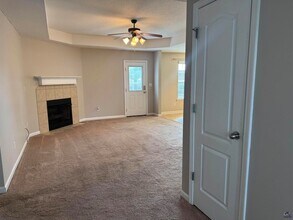 105 Windmill Court in Warner Robins, GA - Foto de edificio - Building Photo