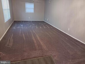 1001 Tyler Ct in Waldorf, MD - Building Photo - Building Photo