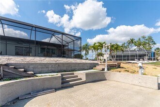 3405 SE 16th Pl in Cape Coral, FL - Building Photo - Building Photo