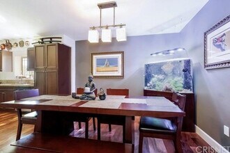 5315 Bellingham Ave, Unit 206 in Valley Village, CA - Building Photo - Building Photo