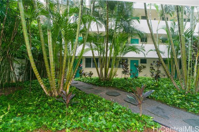 1555 Pohaku St in Honolulu, HI - Building Photo - Building Photo