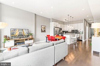 3821 14th St NW, Unit PH 8 in Washington, DC - Building Photo - Building Photo