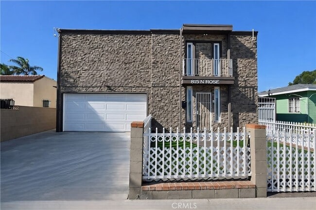 property at 815 N Rose Ave