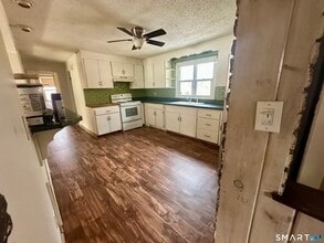 448 Tudor St in Waterbury, CT - Building Photo - Building Photo