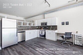2015 Terry Ave in Seattle, WA - Building Photo - Building Photo