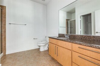 3800 Holland Ave in Dallas, TX - Building Photo - Building Photo