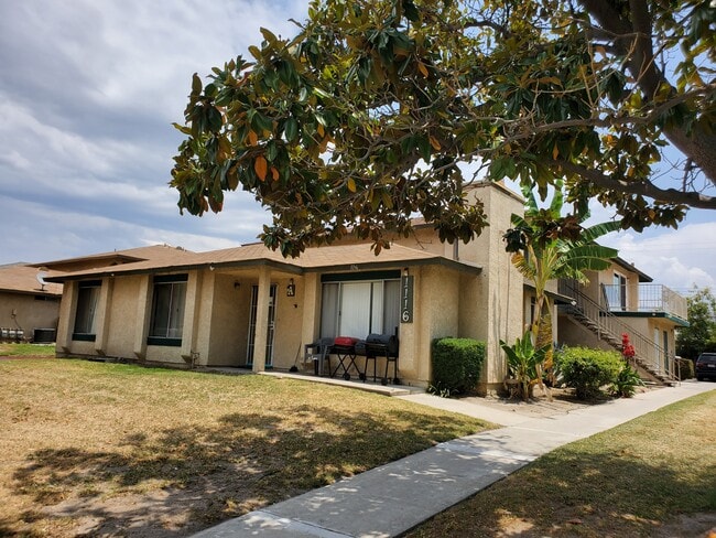 1116 Oxford Dr