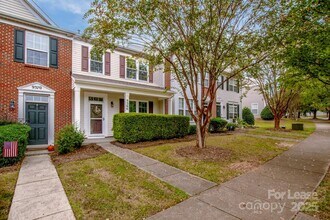 9366 Greenheather Dr in Huntersville, NC - Building Photo - Building Photo