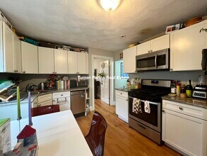 309 Highland Ave, Unit A in Somerville, MA - Building Photo - Building Photo