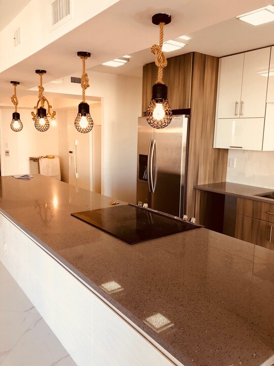 19707 Turnberry Way-Unit -8A in Aventura, FL - Building Photo