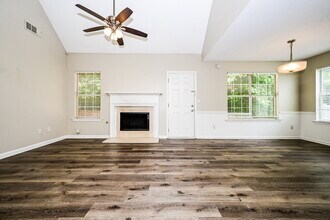 394 Summer Hill Cir in Stockbridge, GA - Building Photo - Building Photo