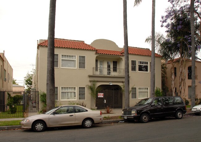 2024 Chestnut Ave in Long Beach, CA - Foto de edificio - Building Photo