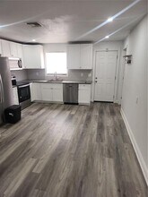 9219 N 28th St in Tampa, FL - Building Photo - Building Photo