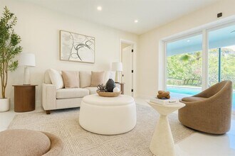 3801 NE 16th Ter in Oakland Park, FL - Foto de edificio - Building Photo