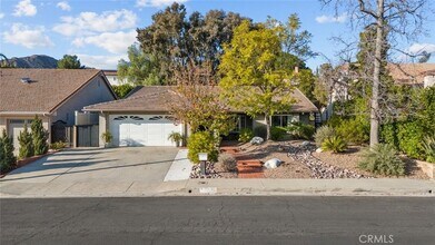 13247 Mission Tierra Way in Los Angeles, CA - Building Photo - Building Photo
