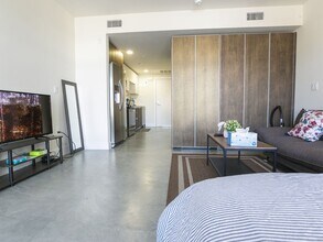 1 West End Ave in New York, NY - Building Photo - Building Photo