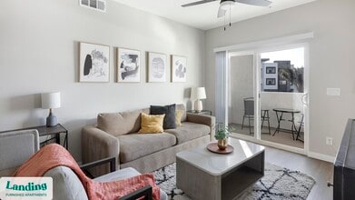 760 S Boulder Hwy in Henderson, NV - Building Photo - Building Photo