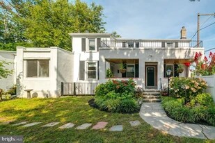 7646 Ardleigh St in Philadelphia, PA - Building Photo