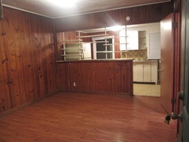 15091 Fort Campbell Blvd Apartments