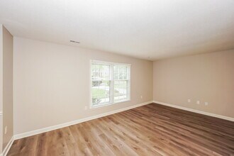 7506 Pirates Cove Ct in Charlotte, NC - Building Photo - Building Photo