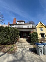 3216 N Marietta Ave in Milwaukee, WI - Building Photo