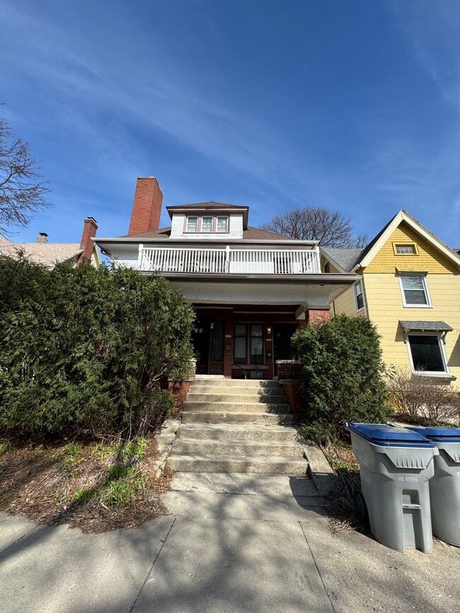 property at 3216 N Marietta Ave