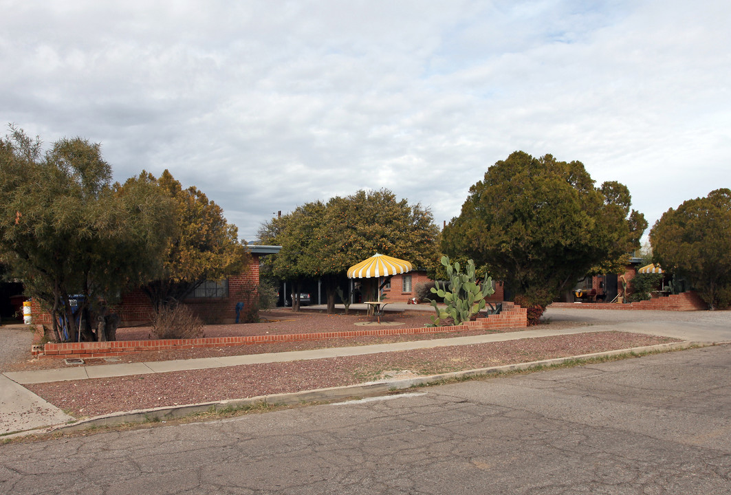 2525-2533 E Edison St in Tucson, AZ - Building Photo