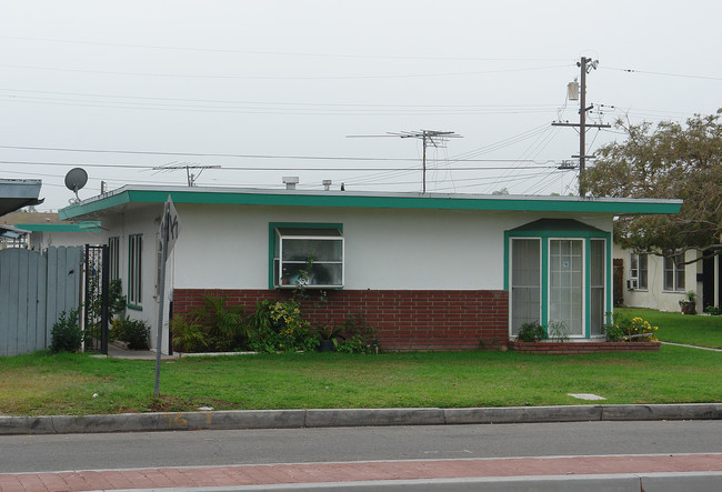 9772 Belfast Dr in Garden Grove, CA - Building Photo - Building Photo