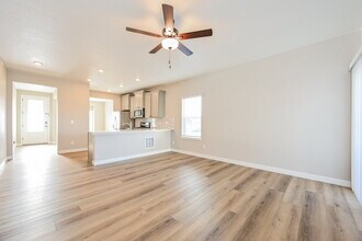 17955 E 94th Ave in Commerce City, CO - Building Photo - Building Photo