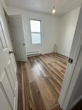 8412 130th St in Kew Gardens, NY - Building Photo - Building Photo