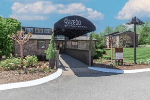 Gazebo Apartments in Nashville, TN - Building Photo