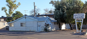 Larada Mobile Home Park in Phoenix, AZ - Building Photo