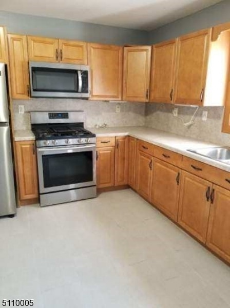 186 Hoover Ave in Bloomfield, NJ - Building Photo - Building Photo