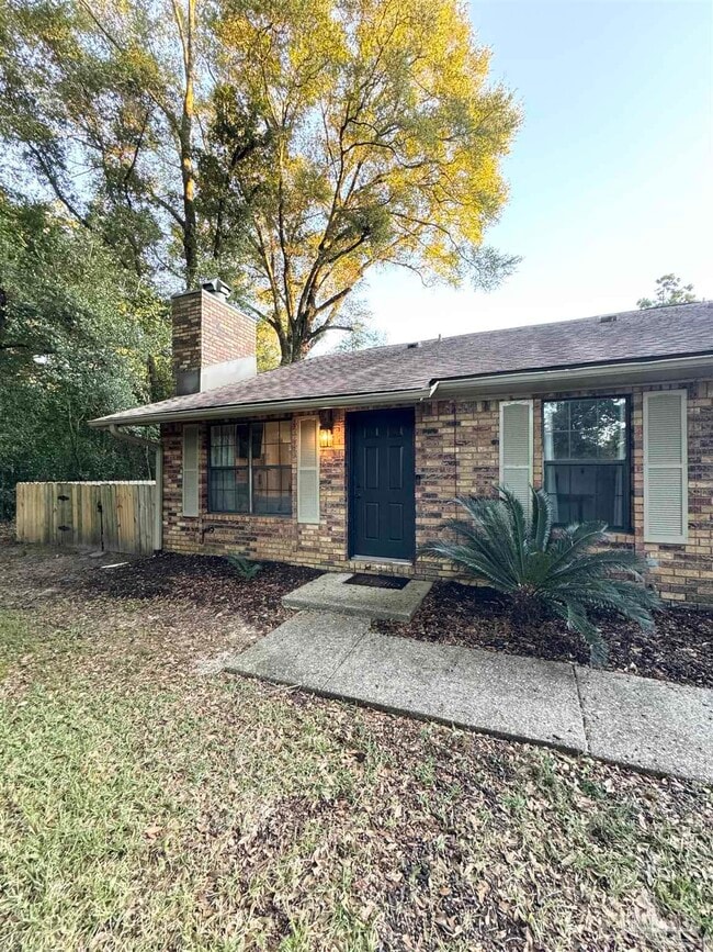 property at 1440 N 61st Ave