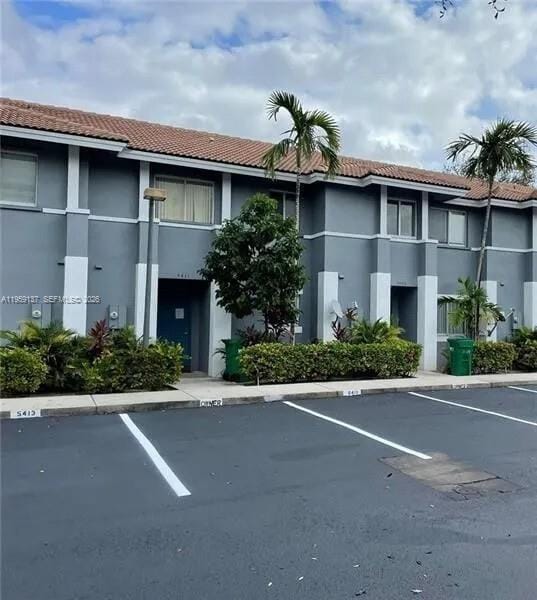 5411 SW 41st St in Pembroke Park, FL - Building Photo - Building Photo