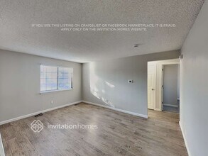 12150 Bellaire St in Thornton, CO - Foto de edificio - Building Photo