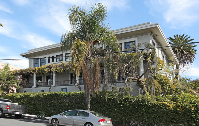 233 Albatross St in San Diego, CA - Building Photo - Building Photo