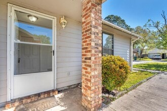 1906 Squirrel Path in Fort Walton Beach, FL - Building Photo - Building Photo