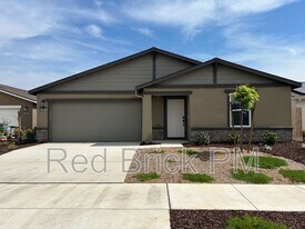 38 River Oak Ct in Merced, CA - Building Photo