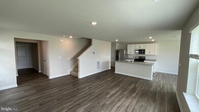 192 Hamstead Dr in Stephens City, VA - Building Photo - Building Photo