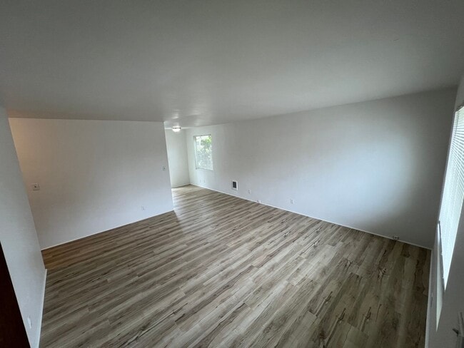 352-352 E 17th Ave in Eugene, OR - Building Photo - Building Photo