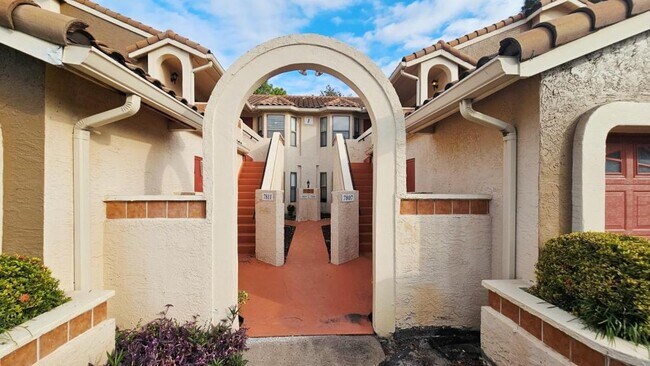 7805 Sugar Brook Ct in Orlando, FL - Building Photo - Building Photo