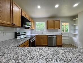 2723-2725 Terrace Dr in Killeen, TX - Building Photo - Building Photo